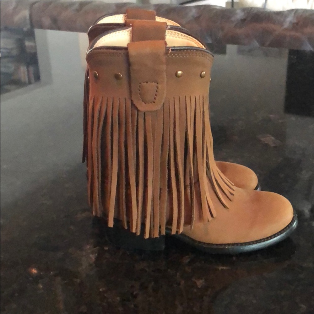 Toddler fringe cowboy boots size 4.5